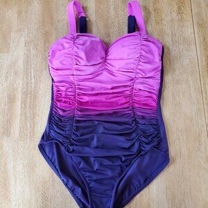 Shape & Style by Aqua Green one piece bathing suit supportive mid-section swim